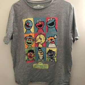 Official Sesame Street Graphic Tee - Grey - Size Large